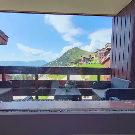 5 P Belle Plagne Skis Aux Pieds